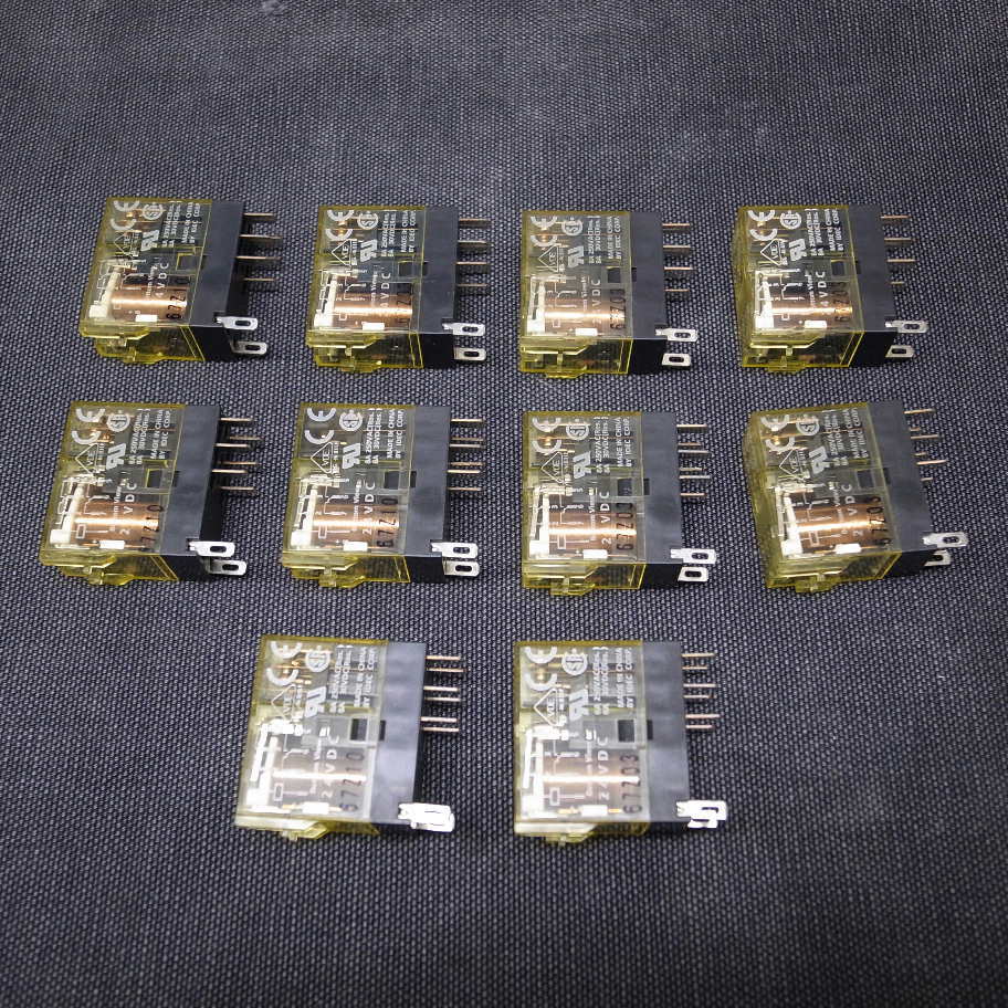IDEC パワーリレーRJ2S-CLD-D24 10個 中古品