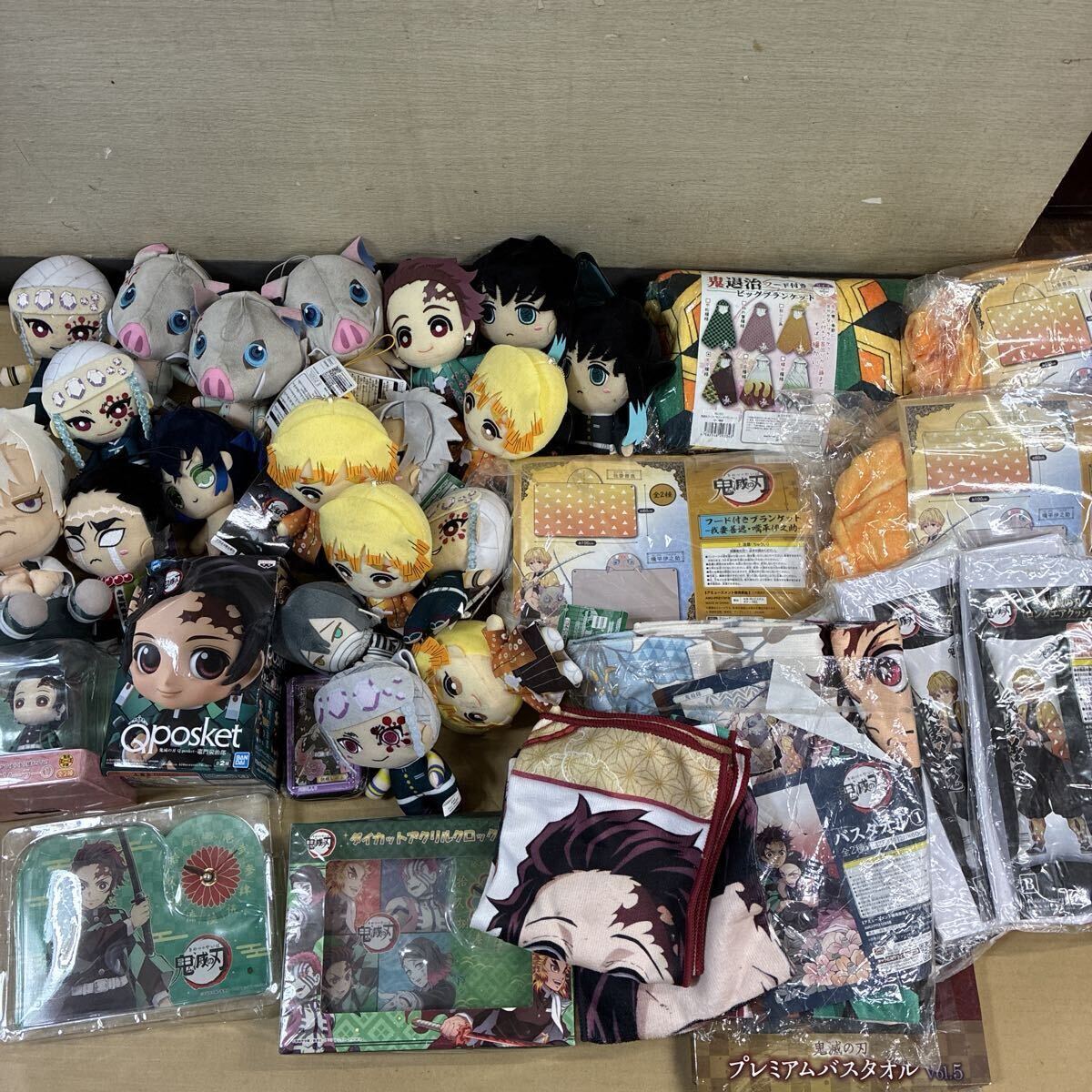 鬼滅の刃 グッズ ぬいぐるみ ブランケット タオルなど セット まとめて 中古 開封済み 未開封 未使用品 