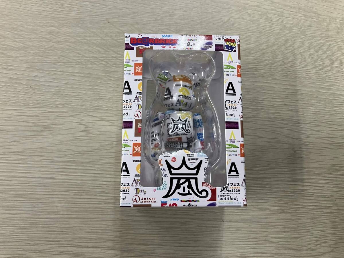 送料無料 新品未使用 未開封 ARASHI ライブロゴベアブリック 100% 嵐 BE@RBRICK ツアーロゴ ベアブリック ファミクラストア あらし　B