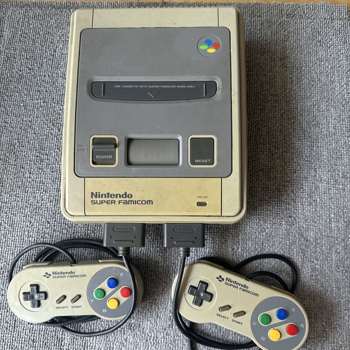 任天堂 スーパーファミコン 本体 コントローラー2個セット SFC