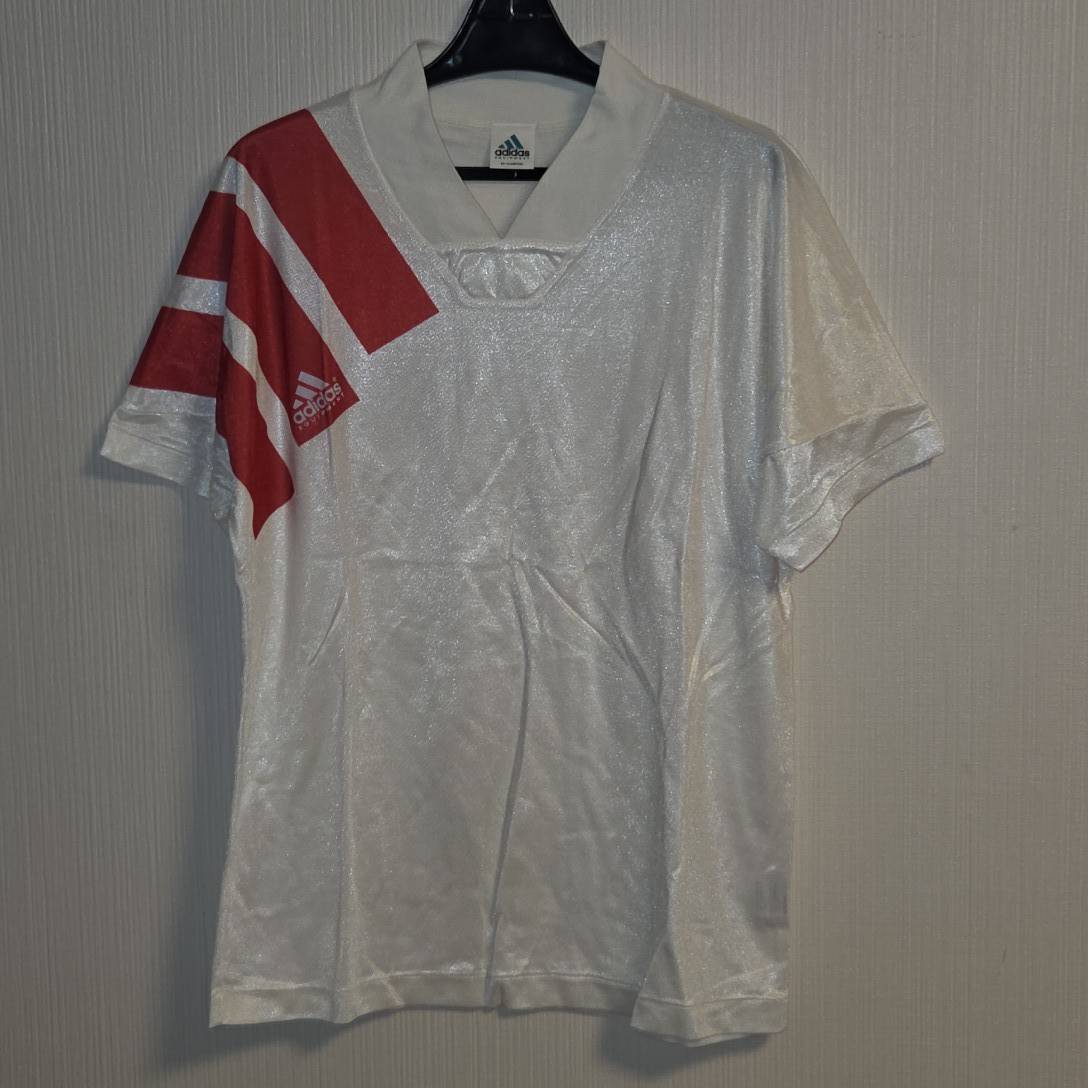 激レア　現状品　90s adidas EQUIPMENT サッカーヴィンテージ アディダス エキップメント 3本ライン M　襟口に汚れ・ロゴに劣化有　B279