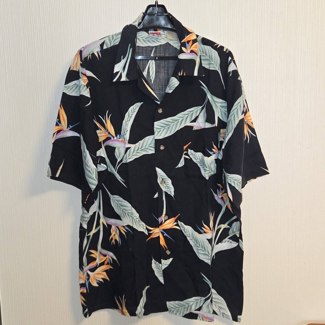 現状品　ヴィンテージcampus キャンパス アロハシャツ 半袖 黒 総柄 極楽鳥花柄 メンズ L　穴・しみ数か所有　B358