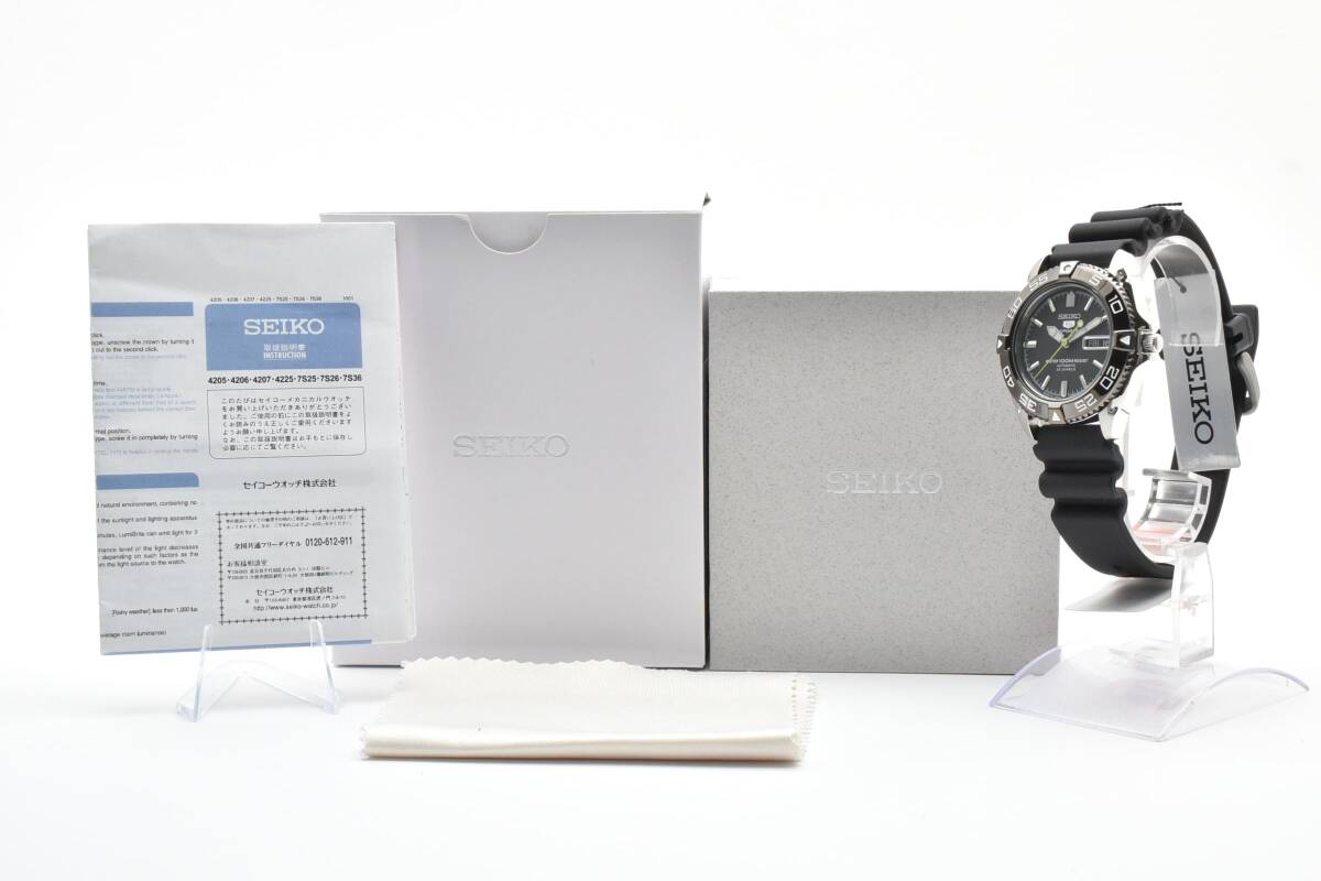 稼働品 SEIKO　セイコー 5 SPORTS SNZB23J2 7S36-00Y0　腕時計　未使用