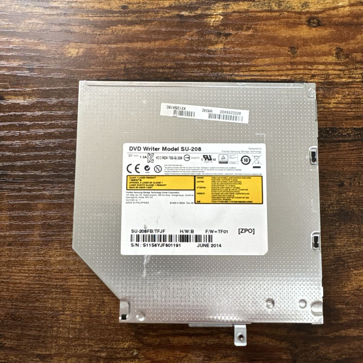 TOSHIBA 内蔵DVDドライブ Model SU-208 9.5mm