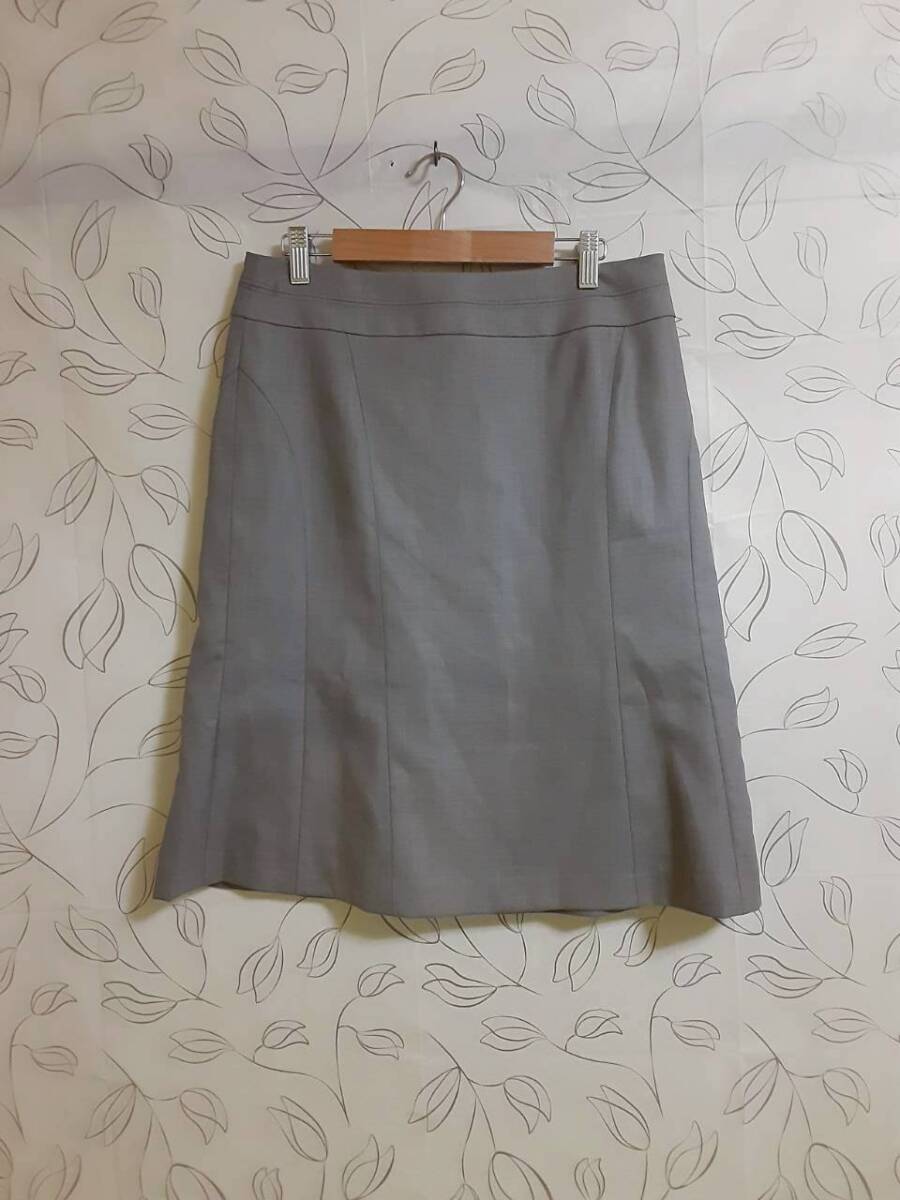 新品 スカート サイズ13 79