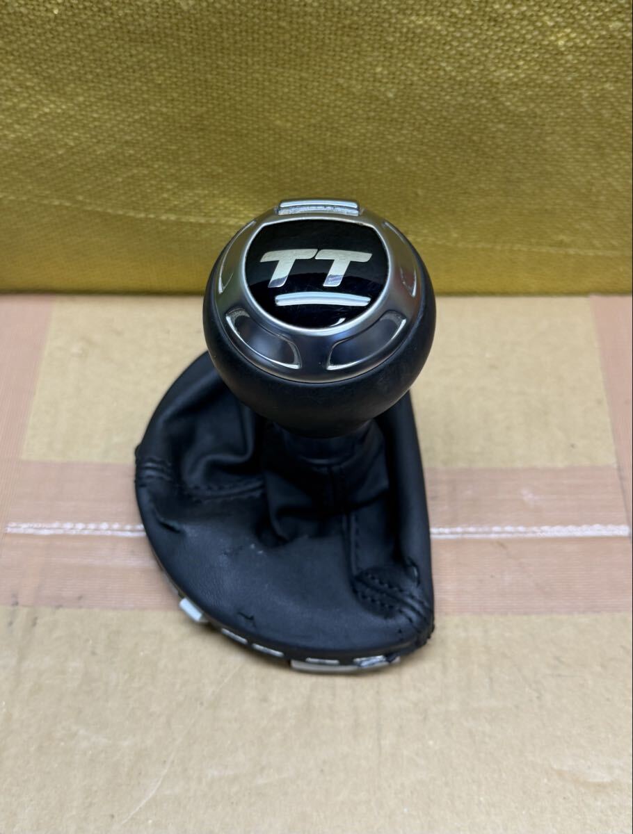 美品 アウディ TT 8J系 8JBWA 8JCDA 8JCCZF 純正 レザー シフトレバー シフトノブ