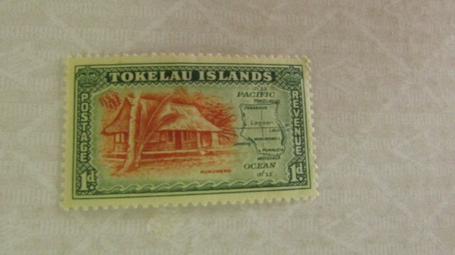 152　トケラウ　ヌクノノ島の伝統的な木造家屋　1種完　1948.6.22
