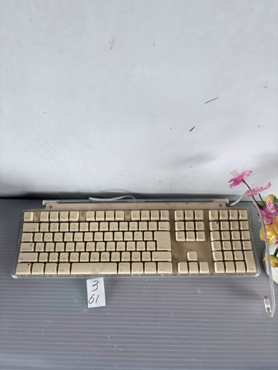 3/61 Apple キーボード　/マック　 M7803