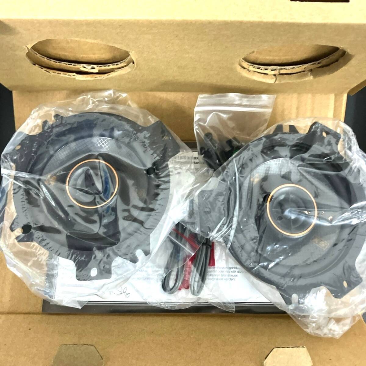 ★新品未使用未開封！ KICKER キッカー KSC404 KSシリーズ 47KSC404 4インチ 10cmコアキシャルスピーカー 箱付き