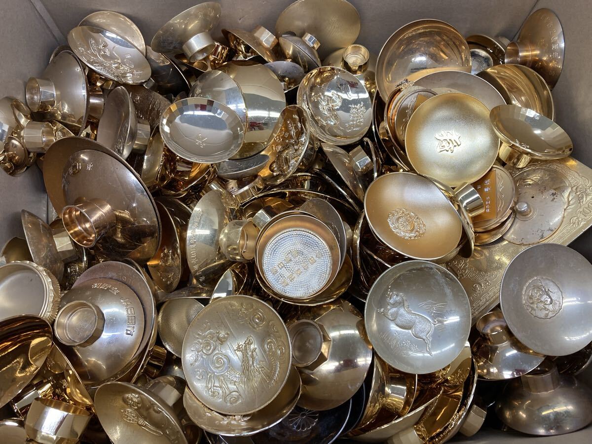 【Z2664-n】 金杯　25kg まとめ 金メッキ 金盃 24KGP 置物 酒器 縁起物 盃 など メッキ
