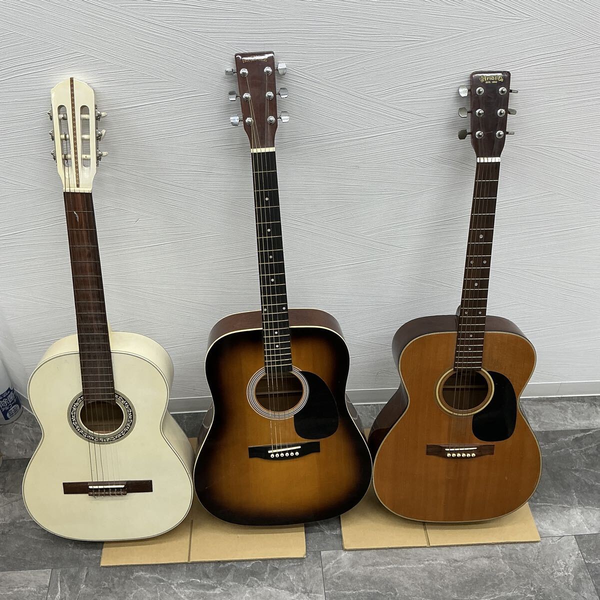 営YM000140 アコースティックギター アコギ Michigan Guitar / HONEY BEE W-15/TS / Aria F-150