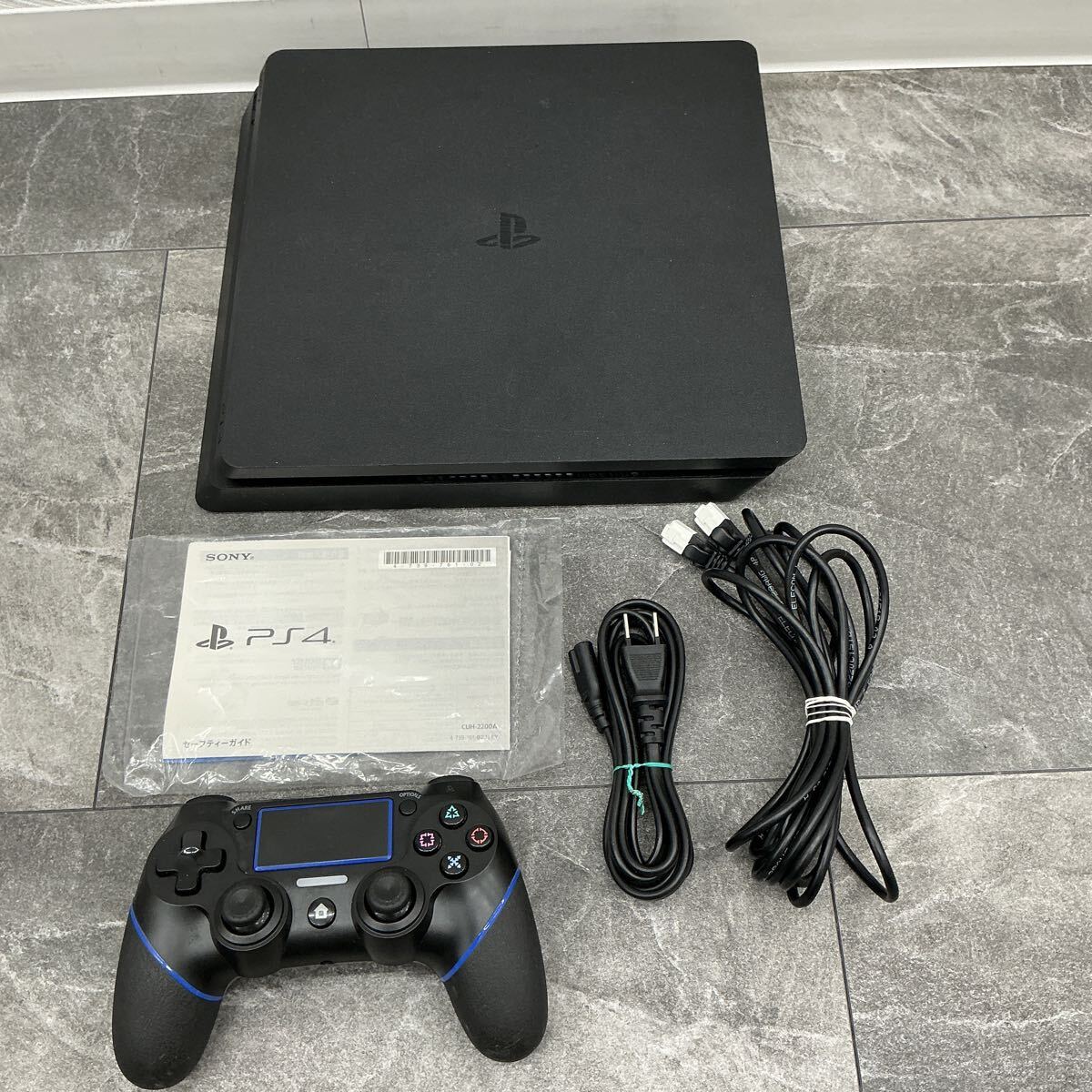 営KWE000011 Sony PS4 PlayStation4 初期化済 CUH-2200A プレステ4