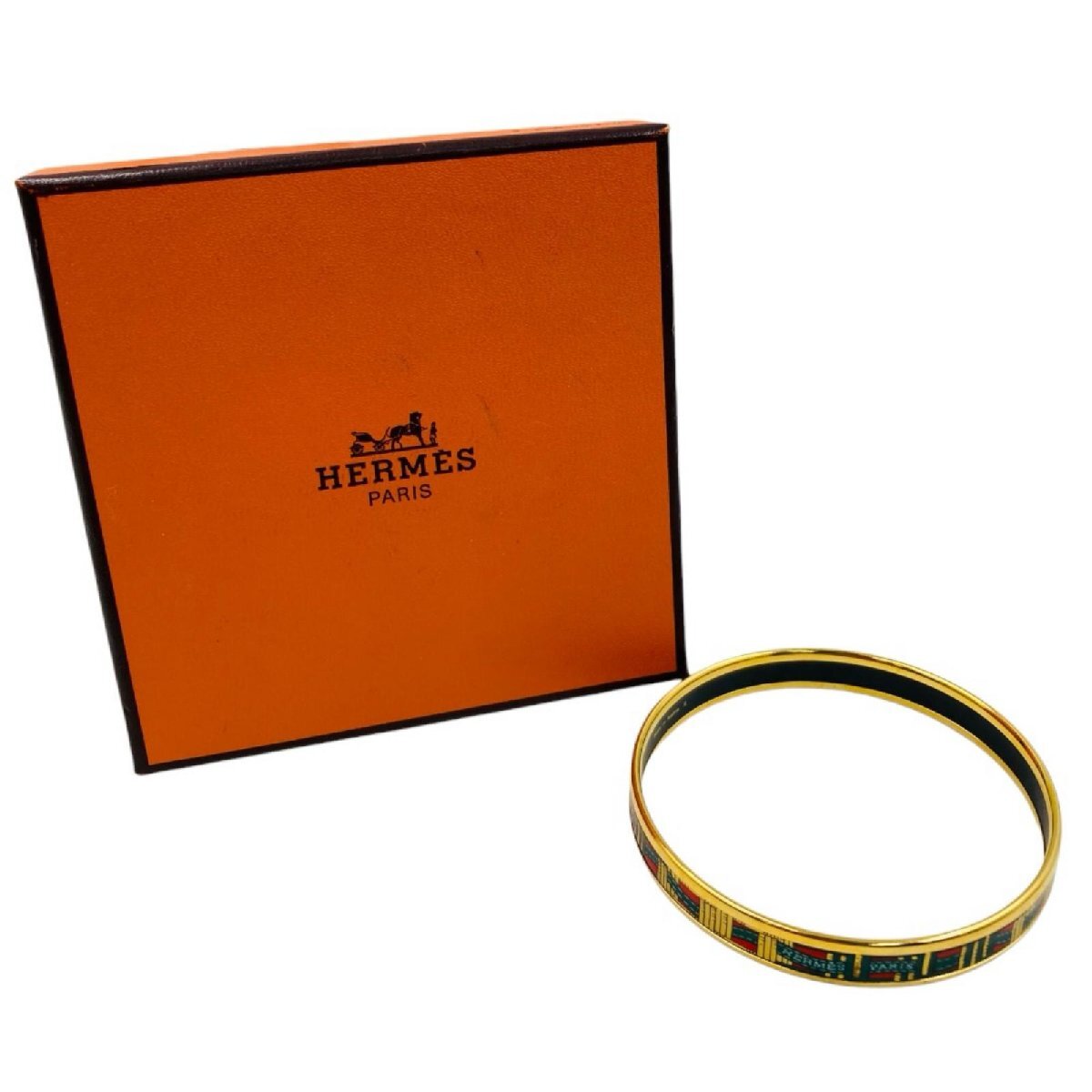 HERMES bangle bracelet in enamel　バングル　ブレスレット　エマイユ