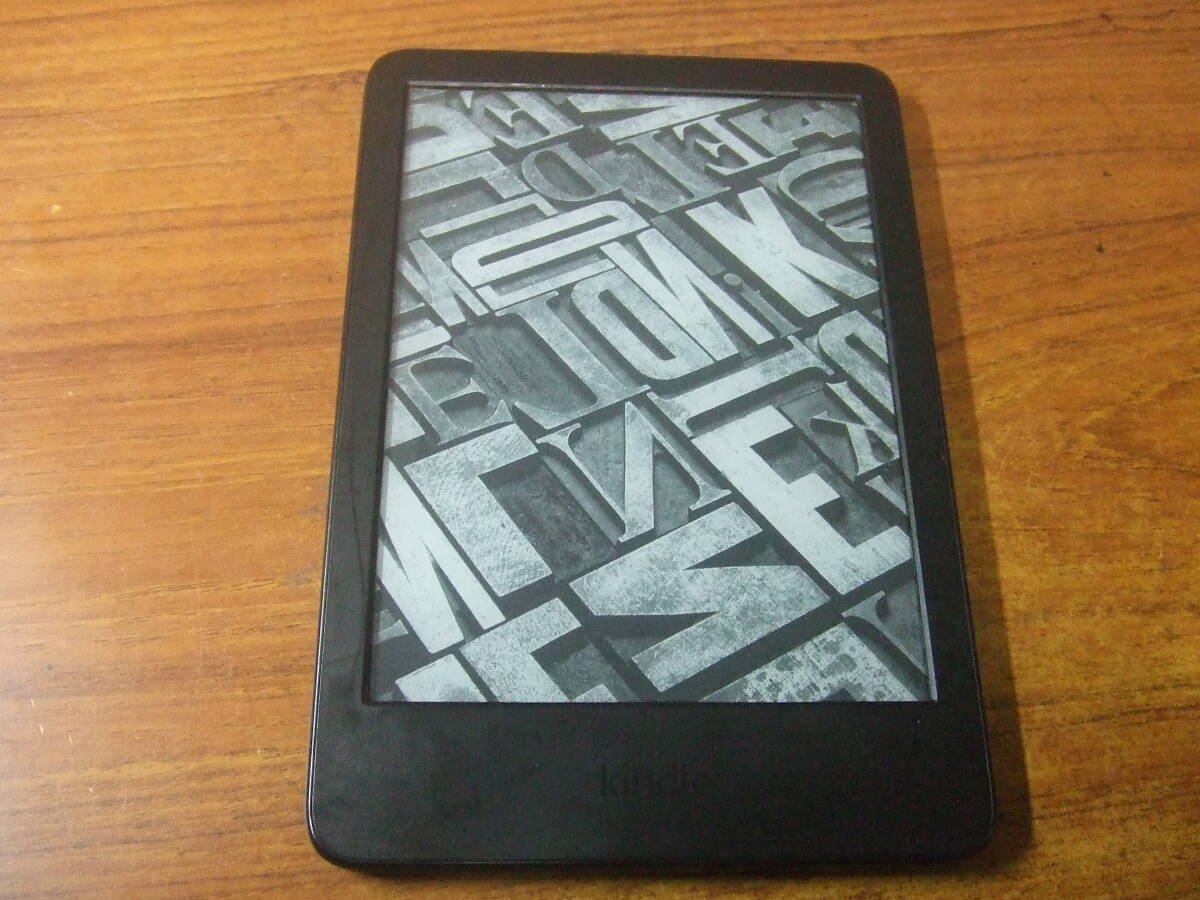 V814 Amazon Kindle Paperwhite C2V2L3 アマゾン キンドル ペーパーホワイト 16GB 第11世代 中古 本体