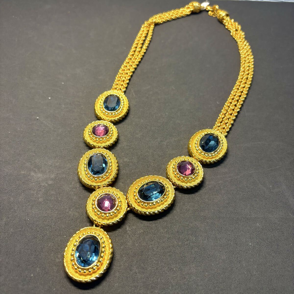 【未使用保管品/希少】Christian Dior クリスチャンディオール ネックレス チョーカー カラーストーン 3連大ぶり ゴールド ヴィンテージ