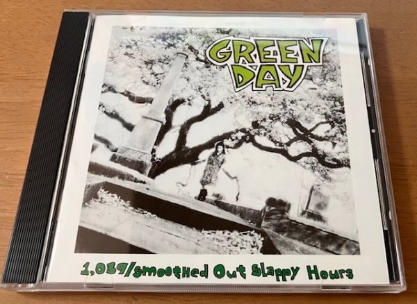 CD GREEN DAY グリーンデイ / 1039 SMOOTHED OUT SLAPPY HOURS 帯無し TFCK-87161 国内ライナー付き LOOKOUT TOY'S トイズ 国内盤 日本盤