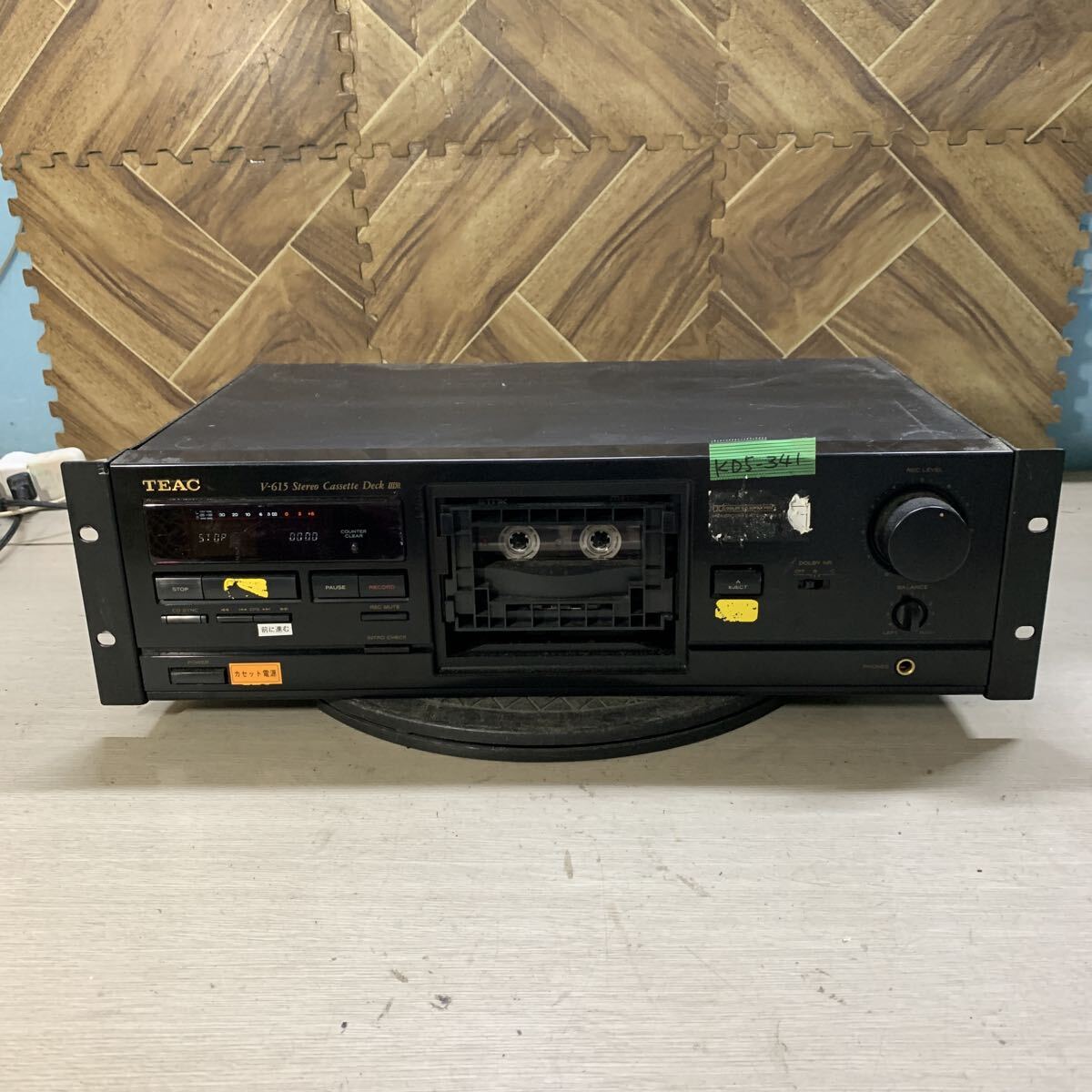 KD5-341 激安 TEAC V-615 カセットデッキ STEREO CASSETTE TAPE DECK 簡易的動作確認済み　中古現状品