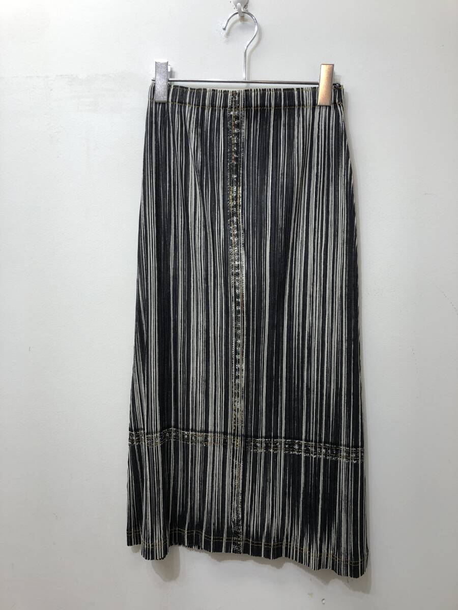 283☆PLEATS PLEASE プリーツプリーズ☆イッセイミヤケ☆ロングスカート【３】ストライプ