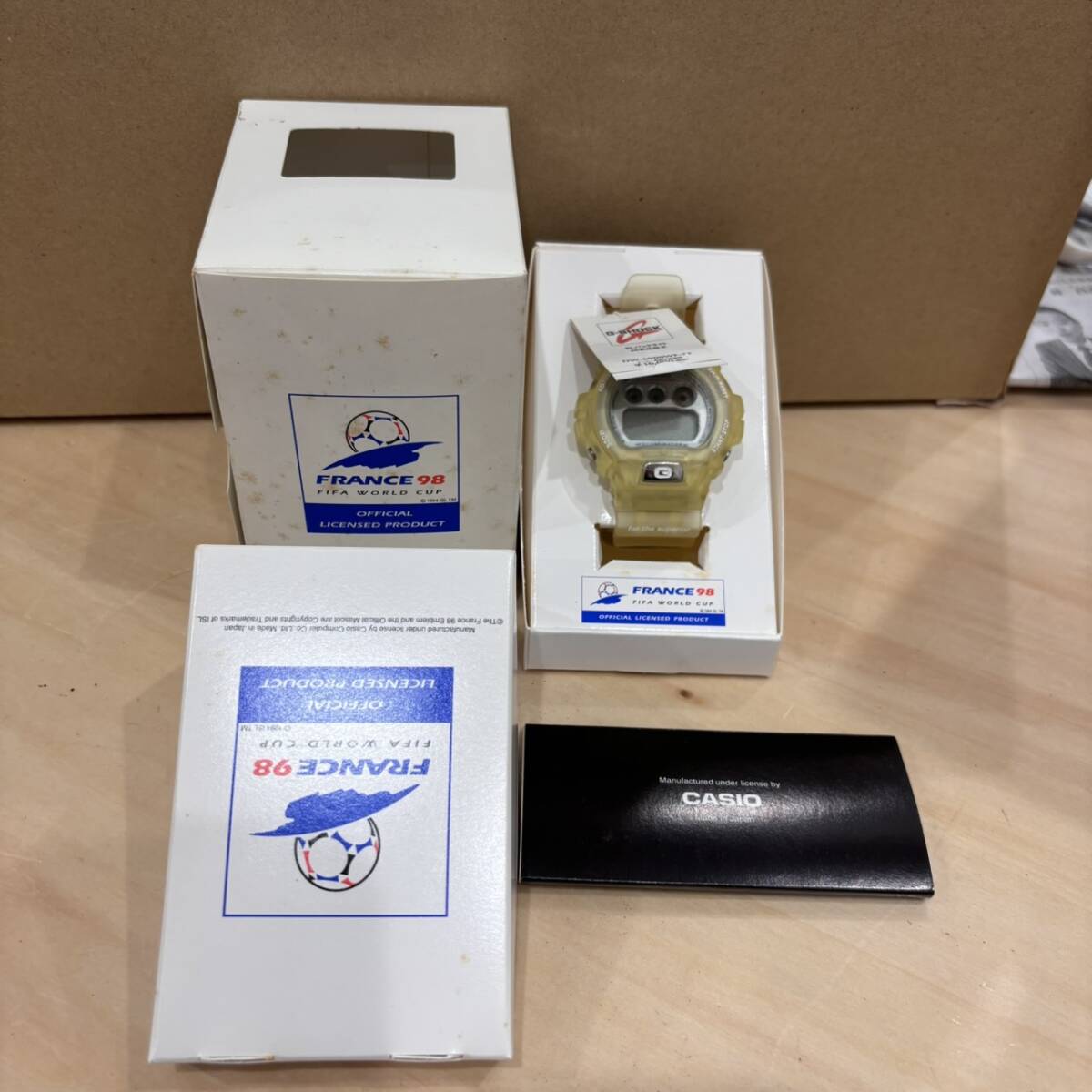 【O-5074】CASIO G-SHOCK DW-6900WF-7T クリアカラー ジーショック 腕時計 箱付き 通電動作未確認