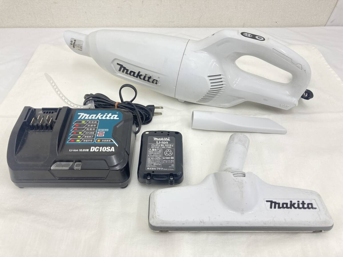 (現状品) makita CL108FD 充電式クリーナー ハンディ/充電器:DC10SA 10.8V バッテリー付 コードレス 掃除機 動作確認済み 中古【IE10】(i)/