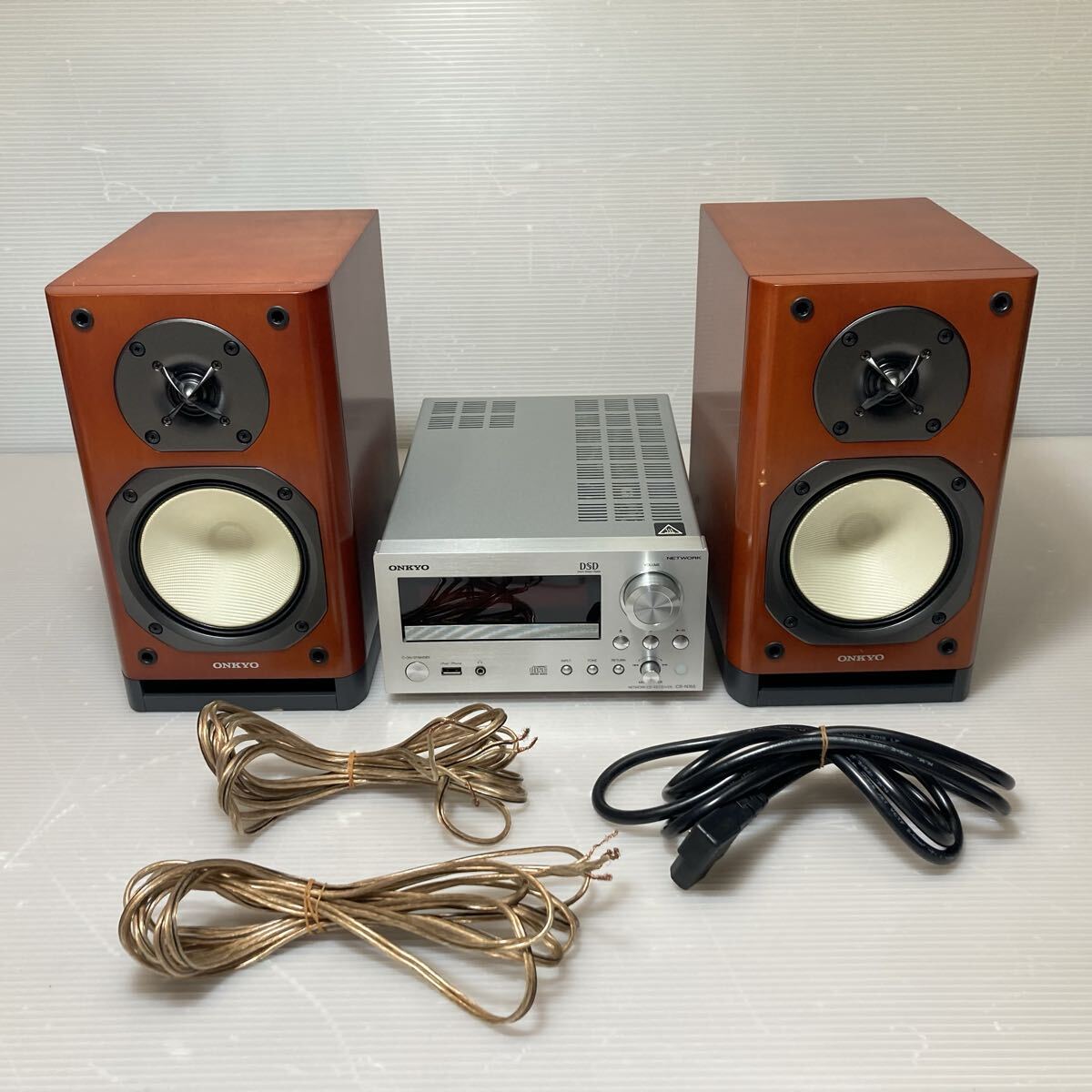 16年製 ONKYO オンキョー ネットワークCDレシーバー　スピーカー D-N9X