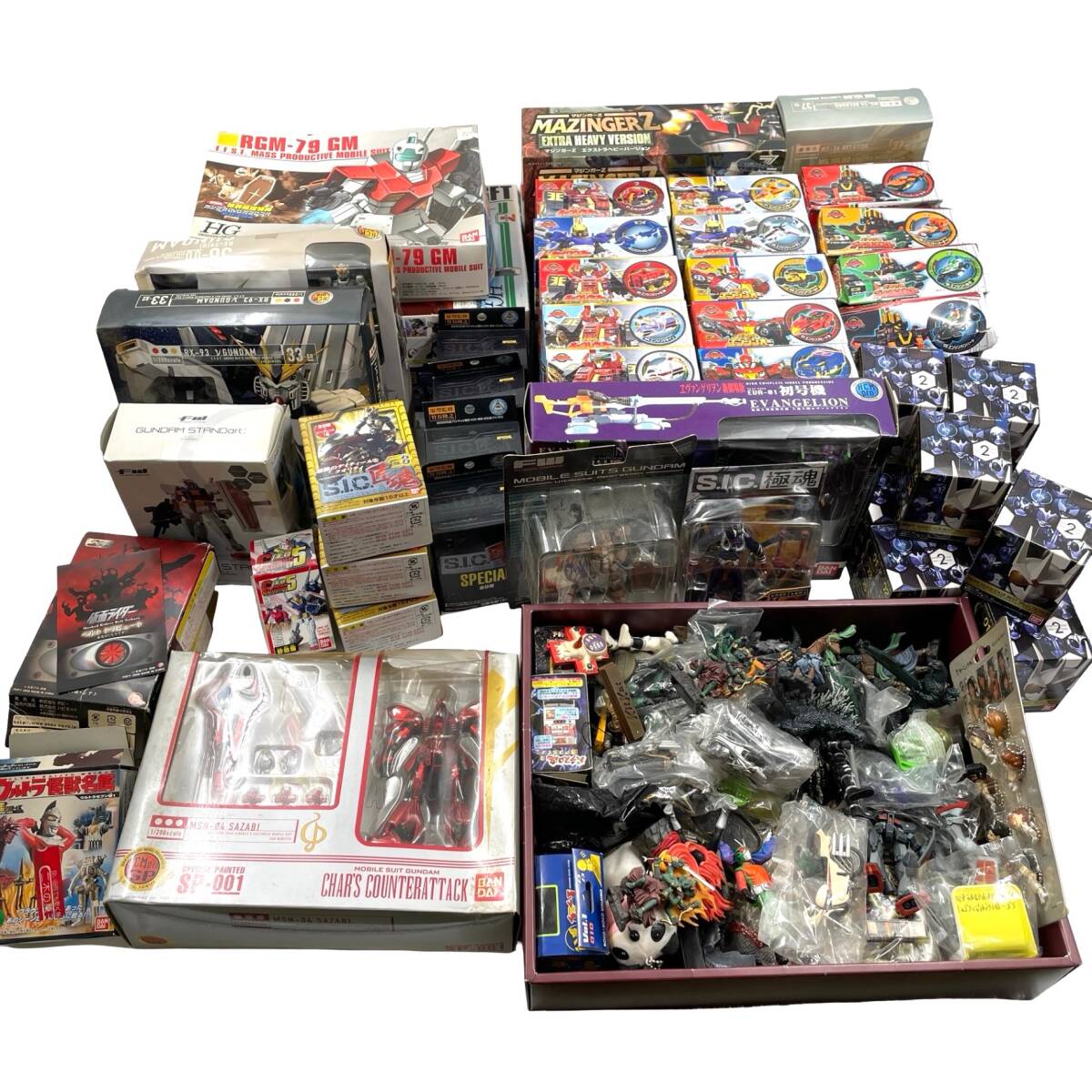 【1円〜】大量ホビーまとめ GUNDAM ガンダム / 特撮ヒーロー / 仮面ライダー / マスコット・フィギュア / プラモデル ジャンク扱い