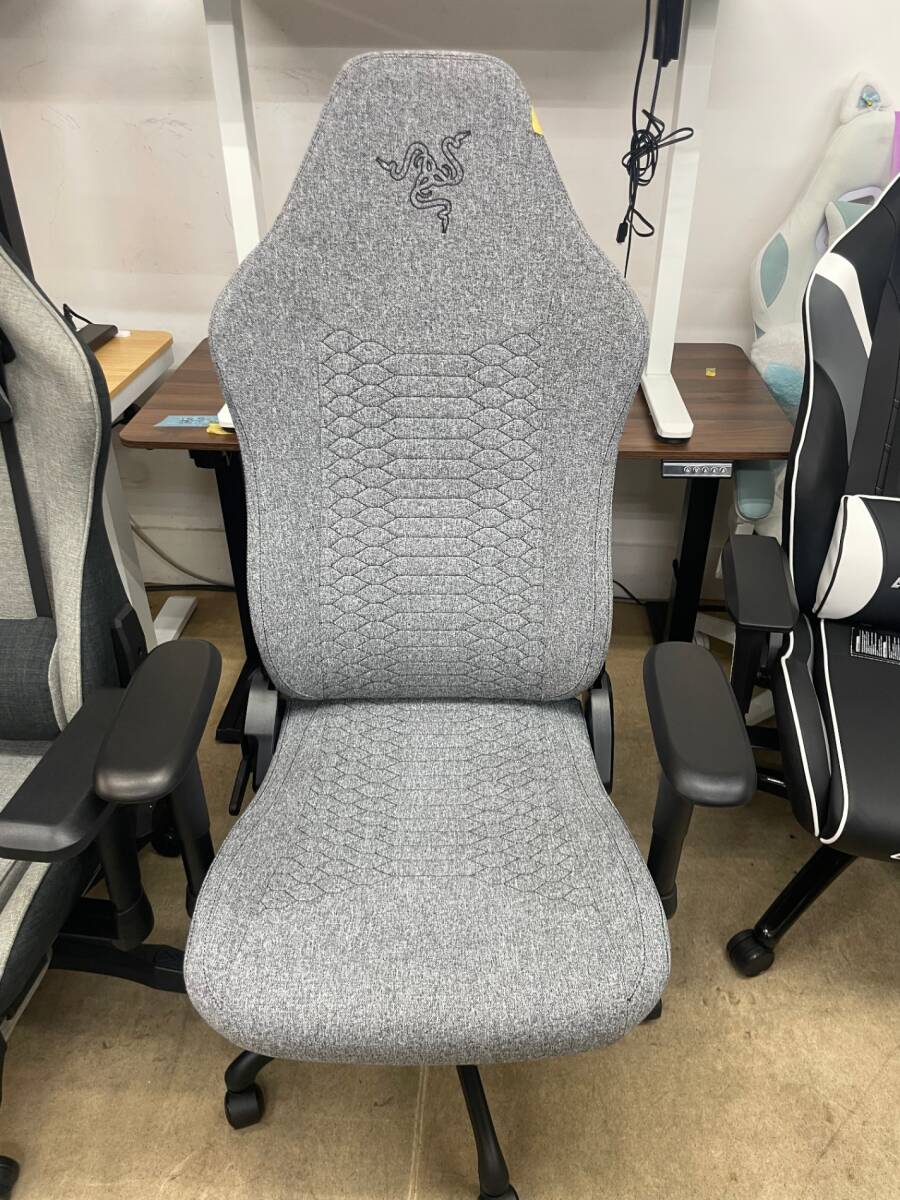 Razer Iskur V2 X Fabric RZ38-05310200-R3UA ダークグレー ゲーミングチェア ファブリック【大田区大森現地引取or家財便】