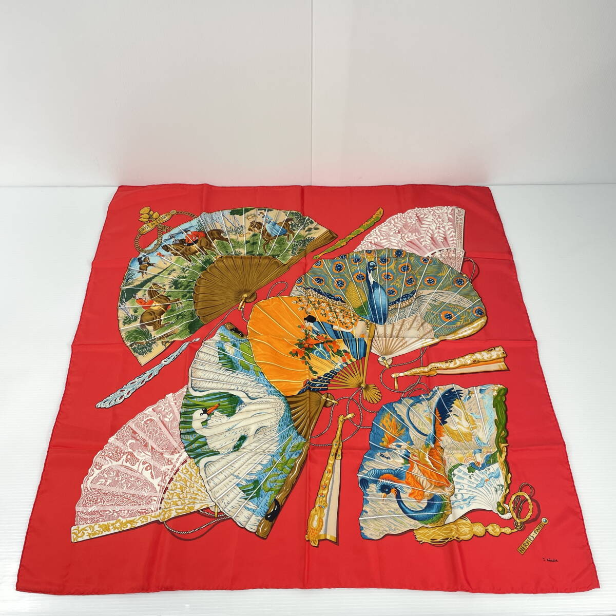 2604B0903 Hermes エルメス カレ90 大判スカーフ 魅惑のそよ風 BRISE de CHARME シルク100%