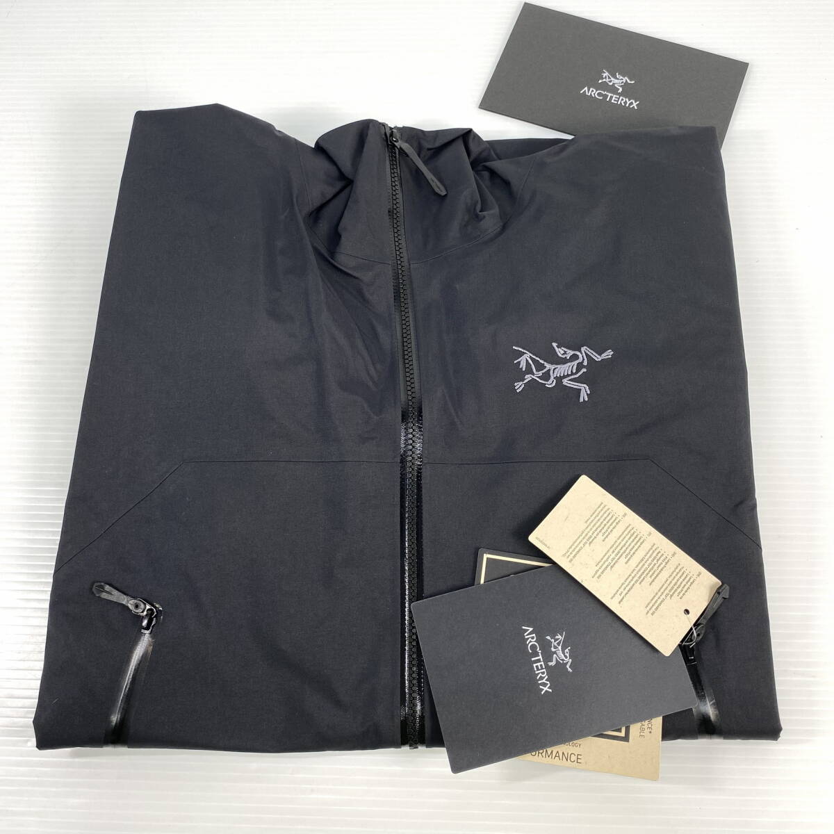 2604B1108 新品未使用 ARC'TERYX アークテリクス ベータジャケット サイズS X000010004 Beta jacket ゴアテックス