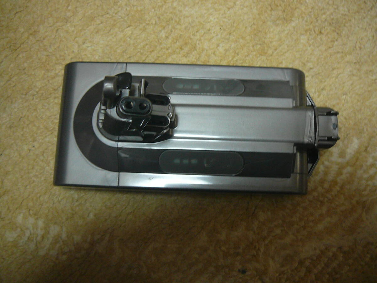 ★☆【純正品】ダイソン Dyson バッテリー SV15 /V11 コードレス掃除機用 25.2V 2600mAh 66Wh 動作未確認☆★