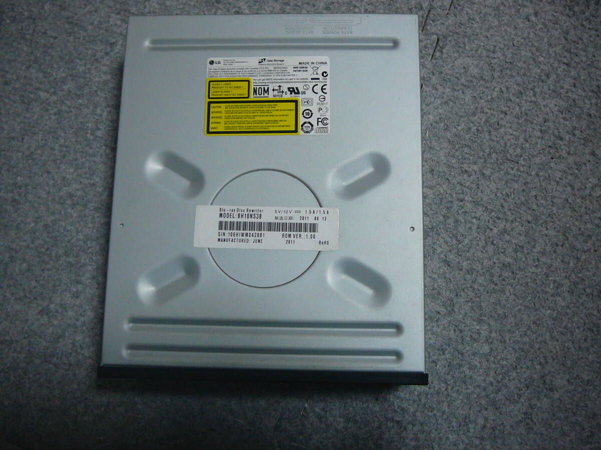★☆【Blu-ray対応】LG 内蔵型 SATA Bluray/DVD/CDドライブ　LG BH10NS38 簡易動作確認済み 送料無料☆★