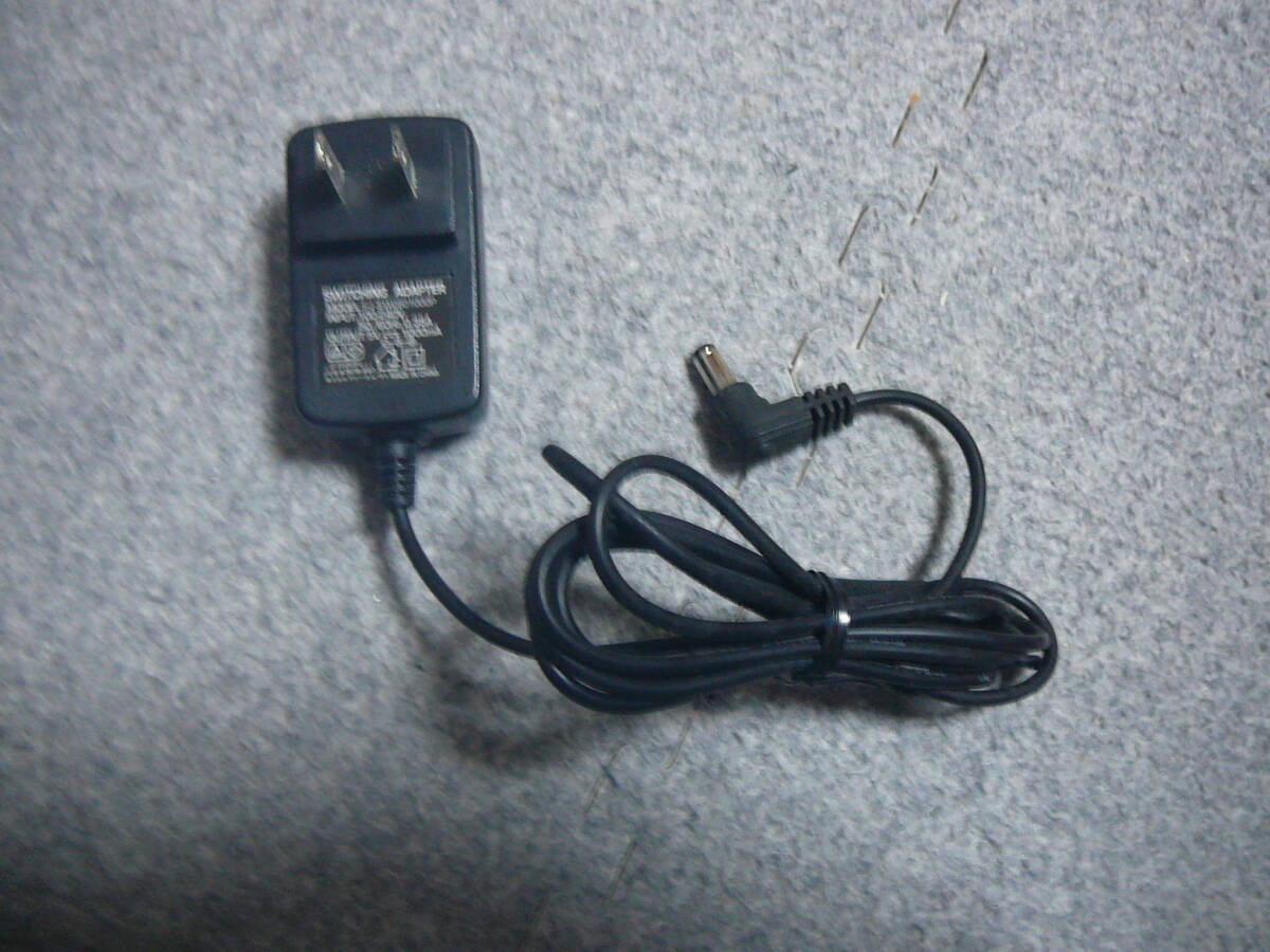 ★☆ACアダプター FJ-SW0501000P 5V 1000mA 動作確認済み 送料無料☆★