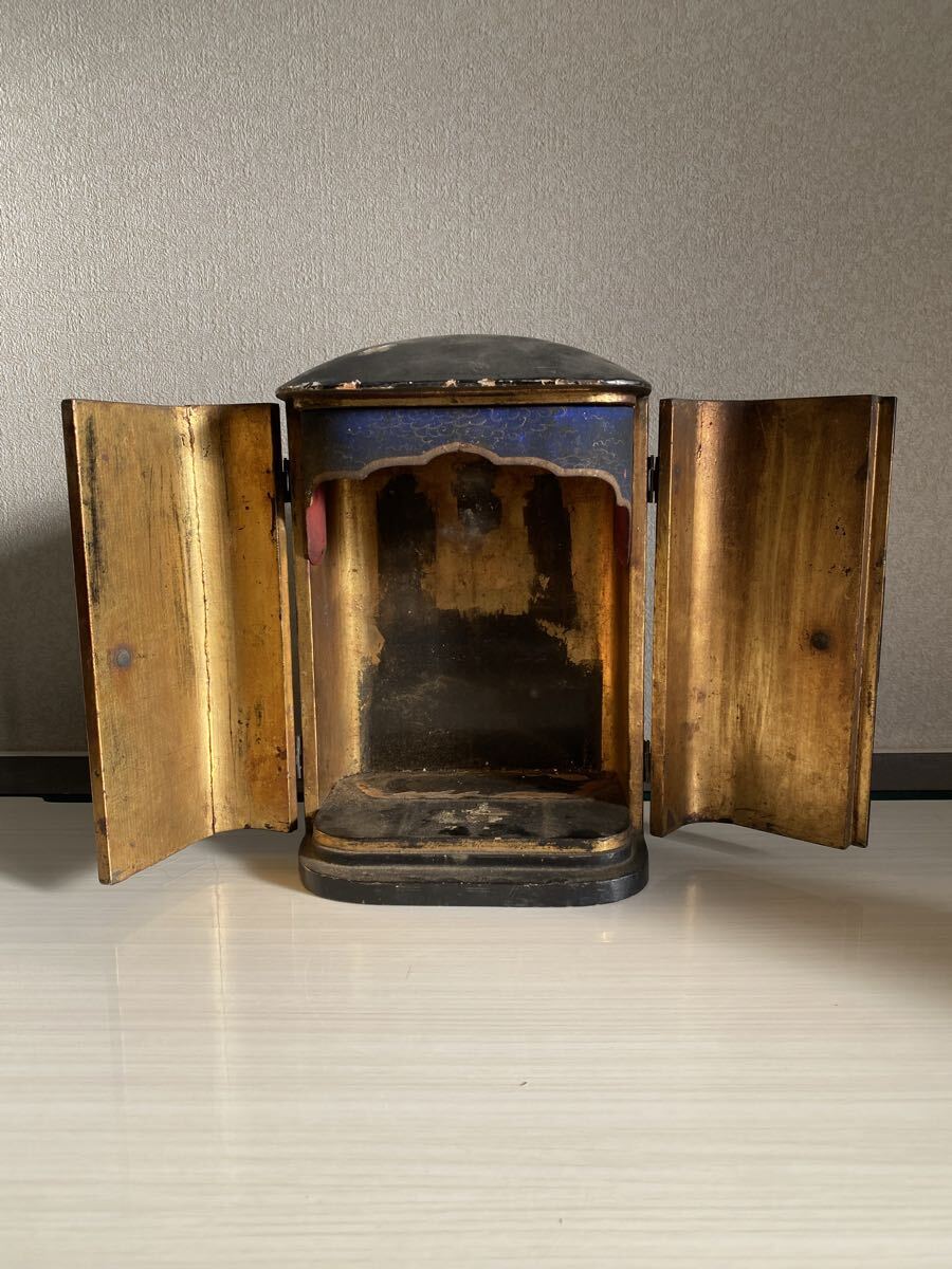 仏教美術 大型 厨子 木彫 木製 仏像 佛像 寺院 仏閣 金塗 時代 骨董品 古美術品 仏壇 仏具 全長18cm 高さ27cm【510】