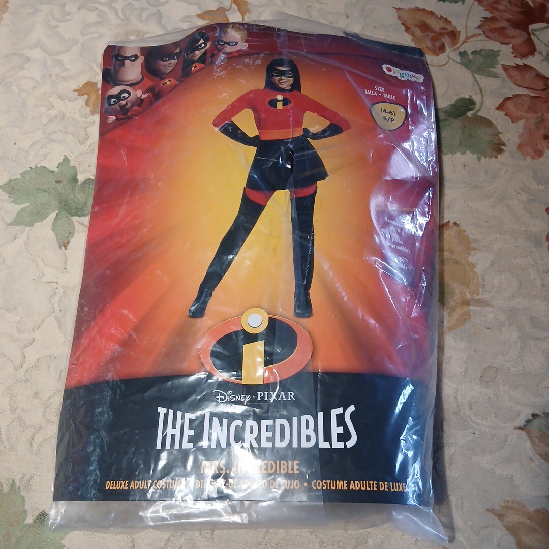 D034 貴重で珍品　Disney PIXAR THE INCREDIBLES コスプレ仮装　ミセス　インクレディブル　未使用です