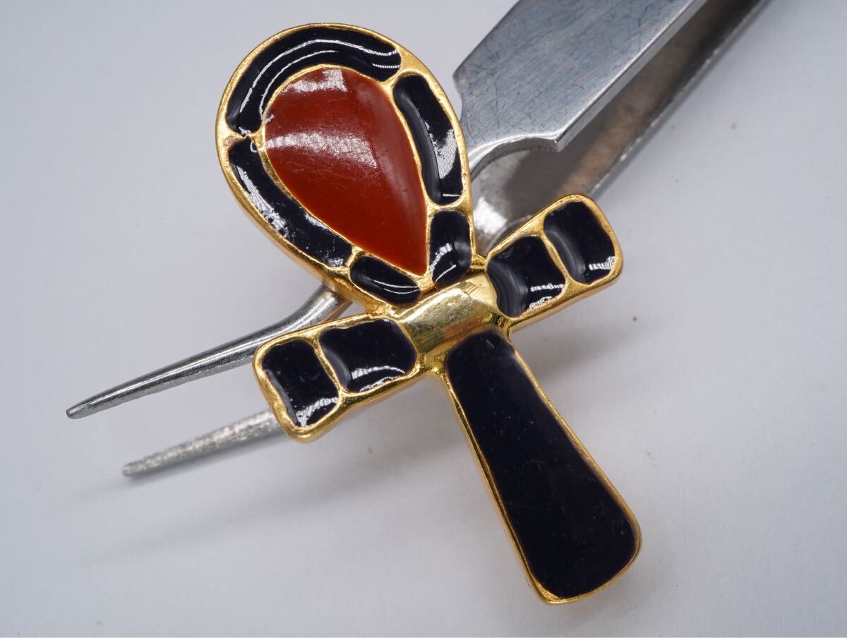 【228】MMA Metropolitan Museum メトロポリタン美術館 1976 ヴィンテージ ビンテージ ブローチ アクセサリー TIA