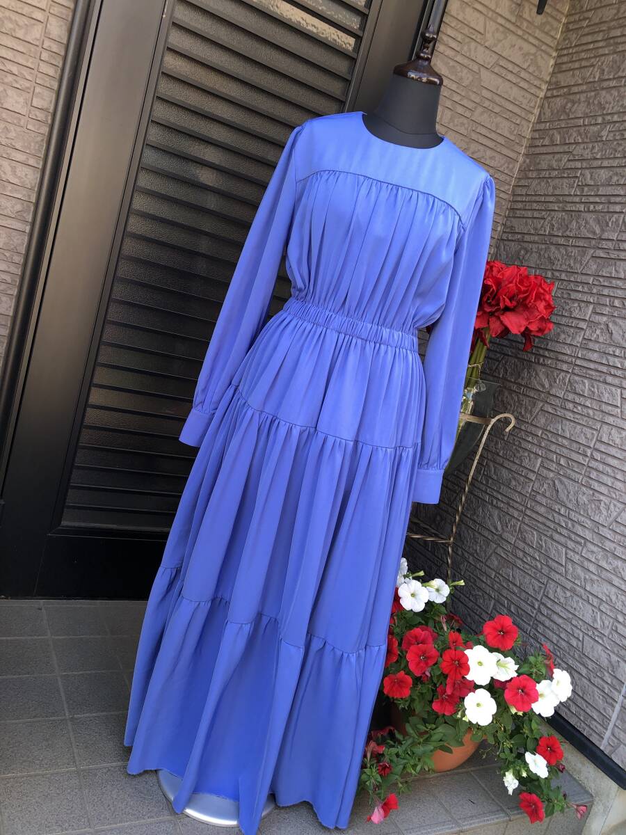 BIRTHDAY　BASH　ロング丈ワンピース　ティアードワンピース　マキシ丈ワンピース　M～L　ロイヤルブルー　美品
