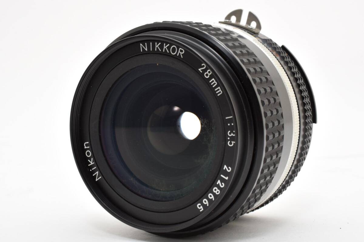 【良品】Nikon ニコン Ai-S NIKKOR 28mm F3.5 広角 MF レンズ 定番 #2894148