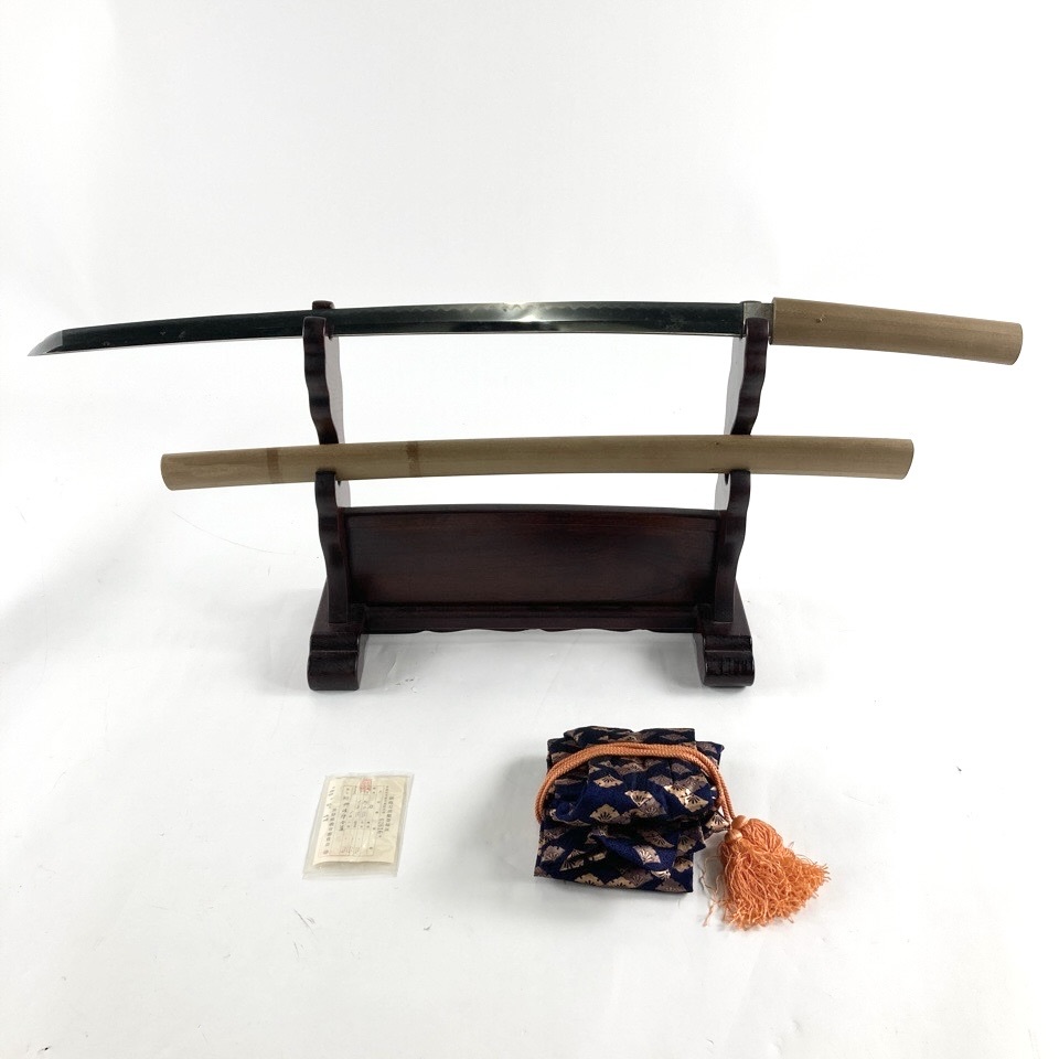 日本刀 在銘【丹波守吉道】 長さ70.0 反り1.3 目くぎ穴1個 白鞘 時代物 ※同梱不可 骨董