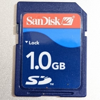 1GB SDカード SanDisk SDメモリーカード　動作確認済み
