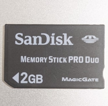 2GB SanDisk Memory Stick Pro Duo メモリースティック 動作確認済み