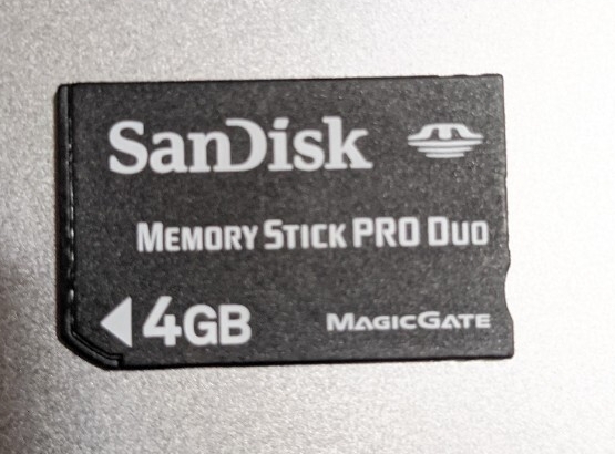 SanDisk メモリースティック PRO Duo 4GB 動作確認済み MAGICGATE Memory Stick サンディスク