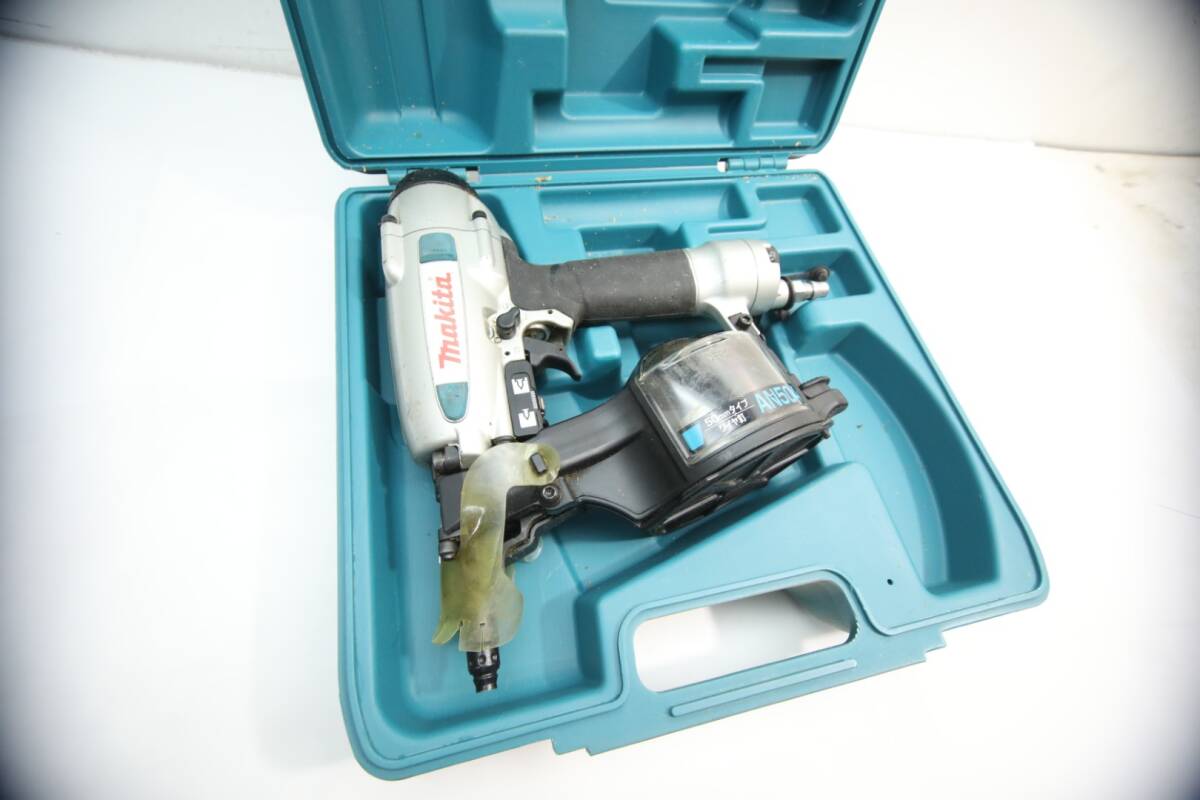 ◆ 　makita 50mm 下地用 ロール釘打ち機 エア釘打 ケース付 マキタ　an-504　　　#32919　◆