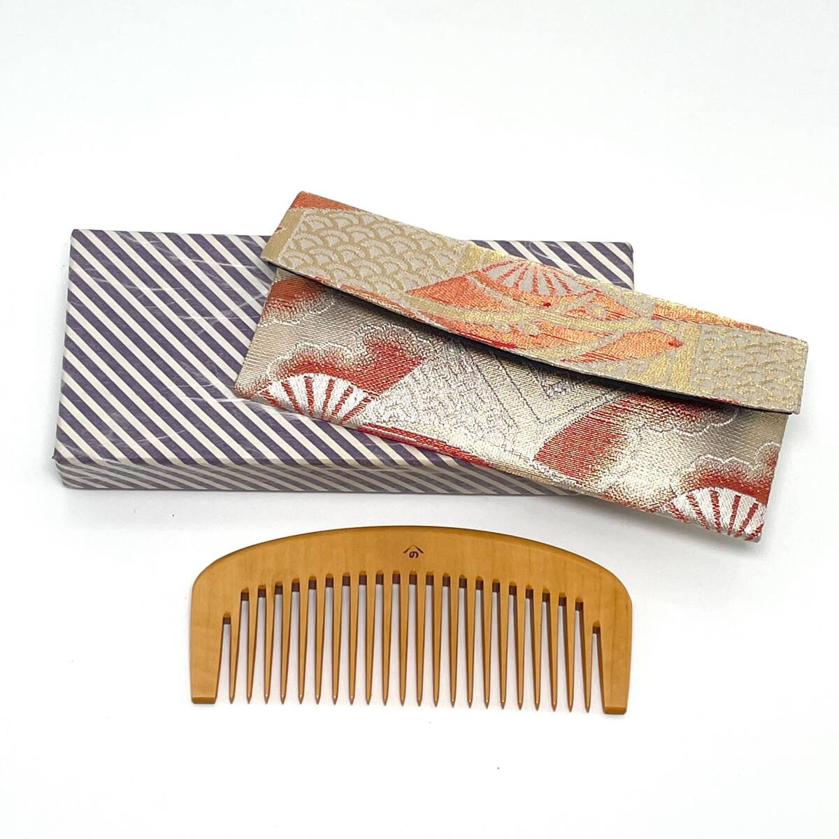 仙】◆美品 未使用保管品◆ 浅草 のや櫛舗 つげぐし 柘植 櫛 直径約12cm 箱 ケース 付属 【56】