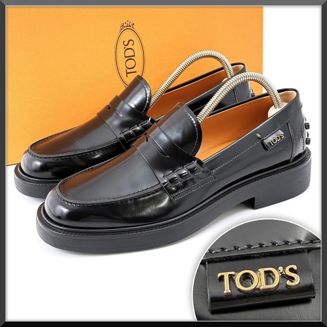 現行品・定価11万【極美品】 トッズ TOD'S ローファー モカシン 金ロゴのタグ付き レザータグ 黒 ブラック 36.5 23.5