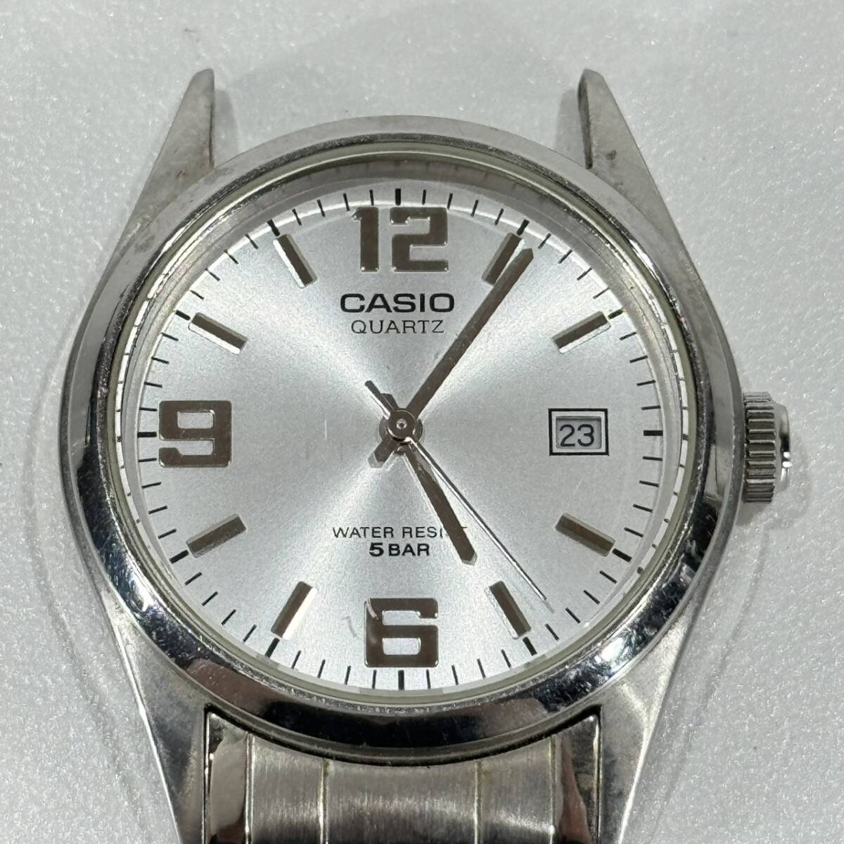 【１円～】CASIO カシオ STANDARD MTP-1181 シルバー文字盤 デイト メンズ腕時計 不動品 ブレス破損 ジャンク　D008