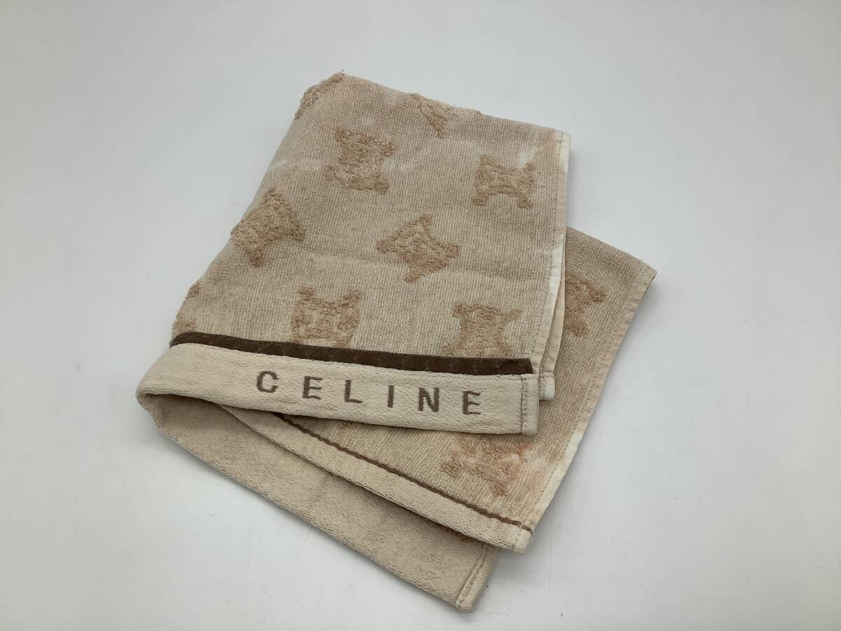 n6221 CELINE セリーヌ タオルハンカチ ウォッシュタオル ハンドタオル 総マカダム柄 ブランド ブラウン ベージュ系 色抜け有り 中古