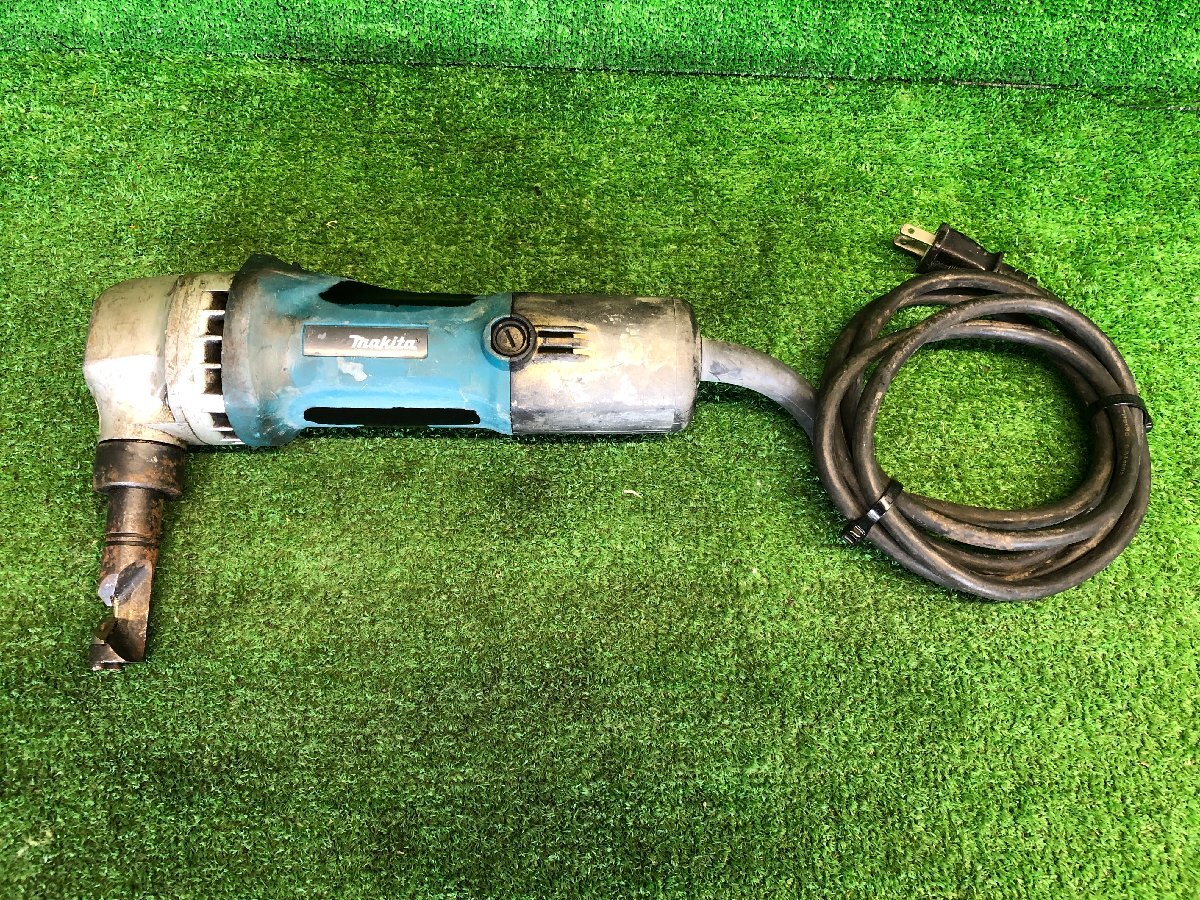 makita マキタ JN1601 ニブラ 100V 穴あけ機 切断機 電動工具 軟鋼板1.6mm ステンレス1.2mm 中古