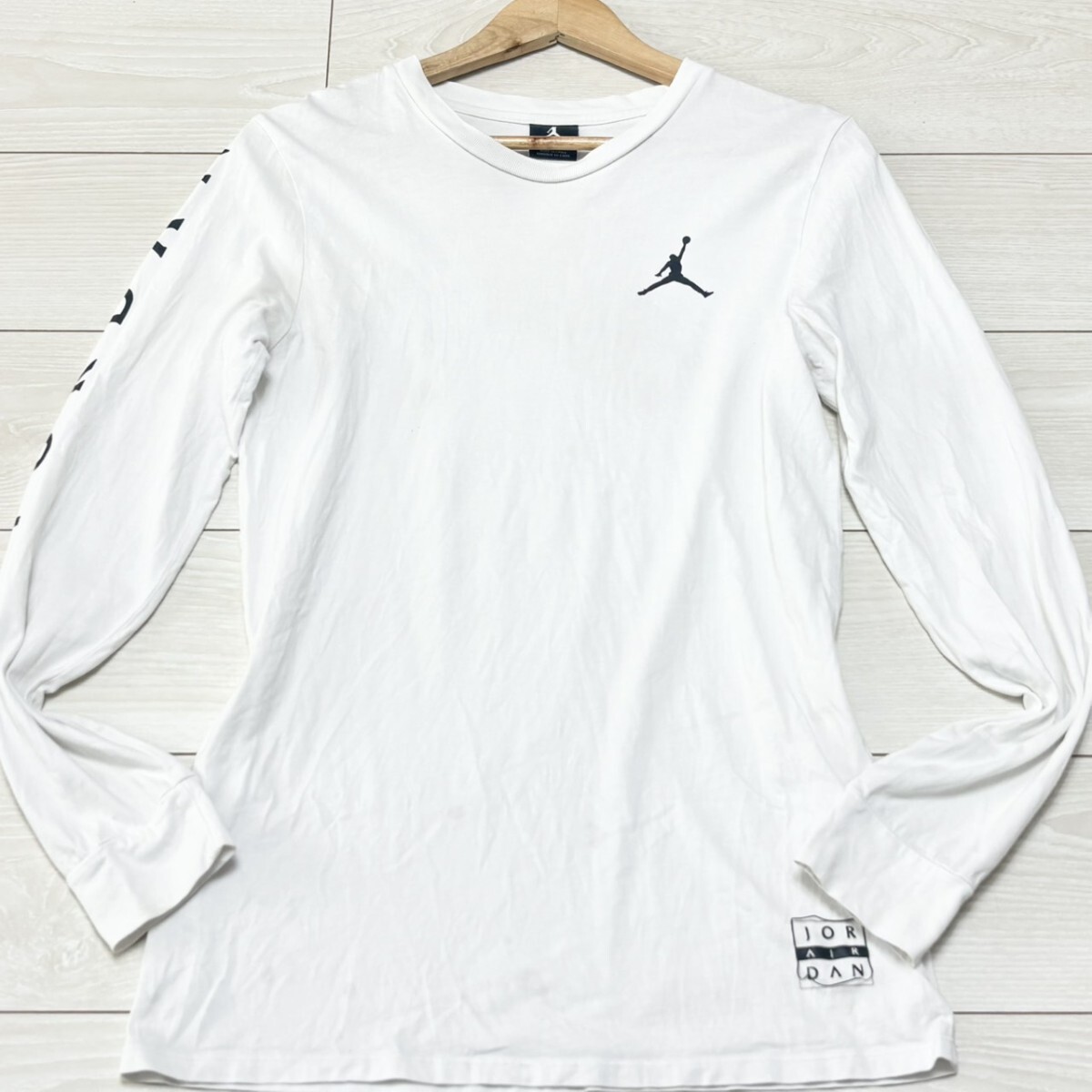 JORDAN ジョーダン NIKE ナイキ 長袖Tシャツ ロンT ホワイト 白 ジャンプマンプリントロゴ