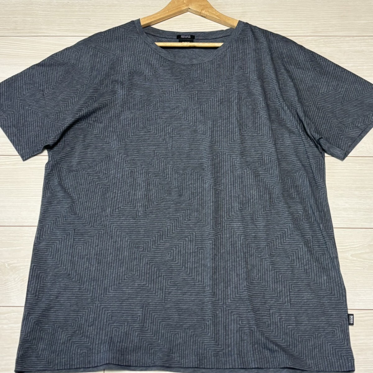 未使用級/XLサイズ●HUGO BOSS ヒューゴボス 半袖Tシャツ ジオメトリック柄 メンズ トップス 裾ロゴ グレー 夏 サマー