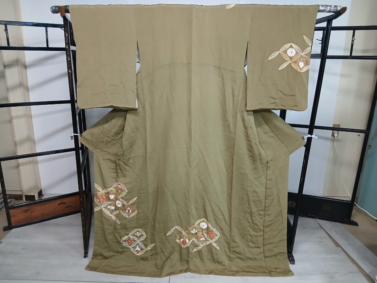 良好品 逸品 着物 【訪問着/黒留袖/色留袖/振袖】家紋無 身丈174cm 正絹 豪華 刺繍 金彩 大島等 アンティーク 和装_Y3406